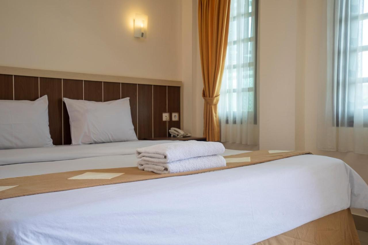 Dago'S Hill Hotel Бандунг Екстер'єр фото